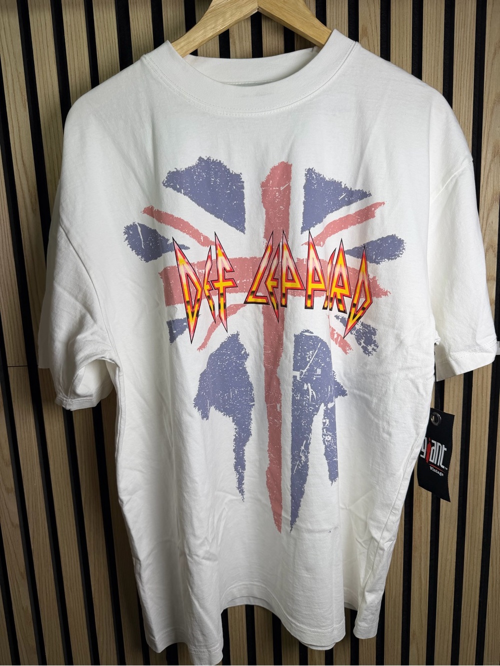 Def Leppard Giant Vintage tag